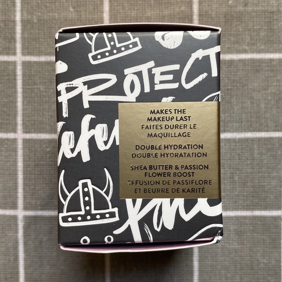 Teeez Cosmetics Smoothing Face Primer - Picture 3 of 7